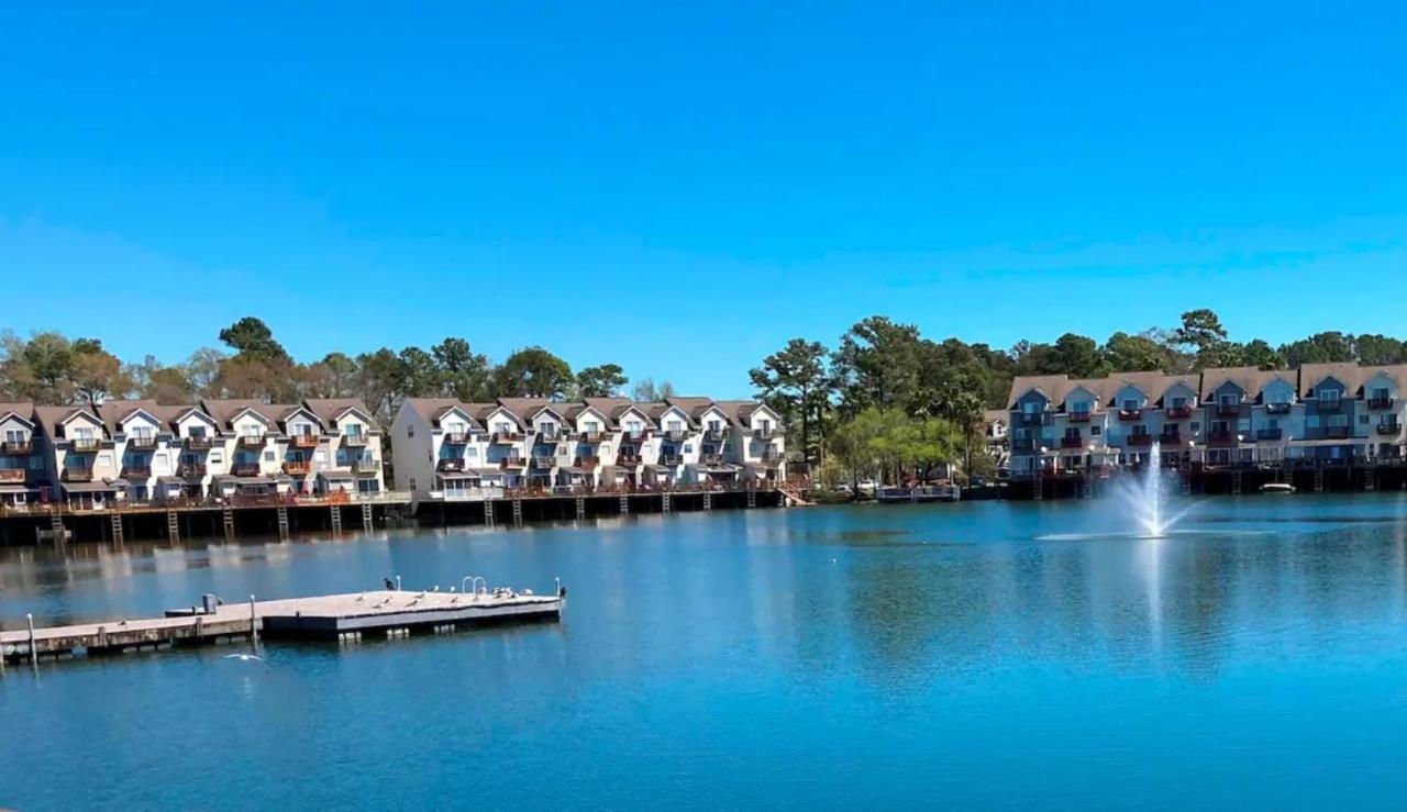 ☆Live On The Water! Lake Palmetto Palm W/ Patio - 10Min To Downtown & Beaches☆ Charleston Exterior foto